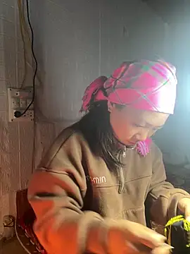 Lata-cute online show from 03-04-26, 12:51