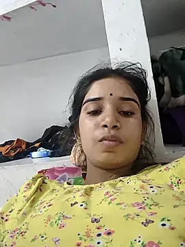 Snapshot of Cute-Natashaa chatting on 06-03-26, 06:47 Cute-Natashaa online show from 06-03-26, 06:47