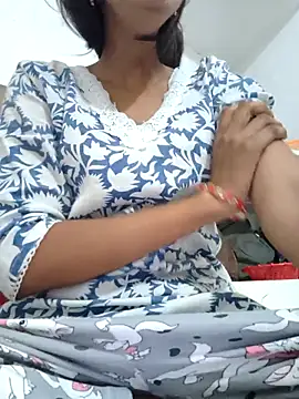 Snapshot of Cute-Natashaa chatting on 05-05-26, 02:47 Cute-Natashaa online show from 05-05-26, 02:47