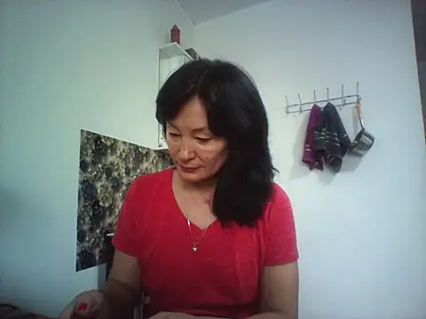 Snapshot of bella2322 chatting on 02-02-26, 04:00 bella2322 online show from 02-02-26, 04:00