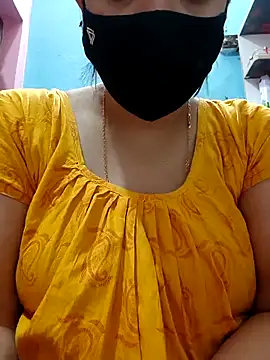 Snapshot of diyabannerjee chatting on 02-20-26, 03:03 diyabannerjee online show from 02-20-26, 03:03