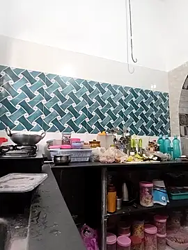 Hot-Tinaa online show from 03-10-26, 06:50