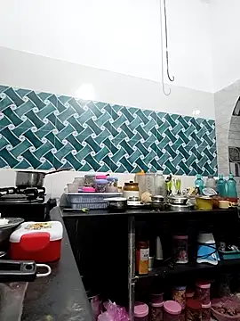 Hot-Tinaa online show from 03-06-26, 04:02