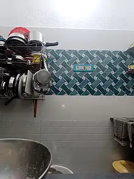 Hot-Tinaa online show from 03-31-26, 03:47