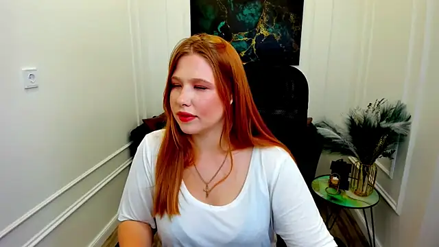Snapshot of SweetDaylight chatting on 05-15-26, 07:23 SweetDaylight online show from 05-15-26, 07:23