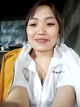 Snapshot of lia-coy chatting on 04-25-26, 01:08 lia-coy online show from 04-25-26, 01:08