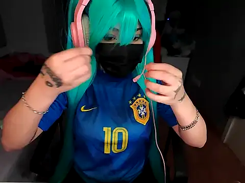 Lucyiy  online show from 06-20-26, 04:50