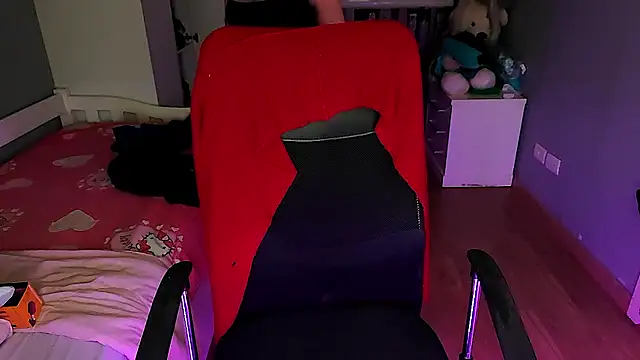 Lucyiy  online show from 07-08-26, 03:08