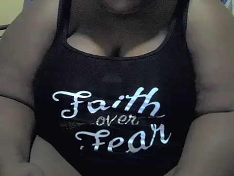 champers1234 online show from 04-16-26, 08:20