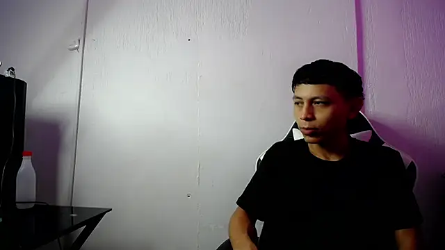 Snapshot of sonic_jess07 chatting on 06-01-26, 11:54 sonic jess07 online show from 06-01-26, 11:54