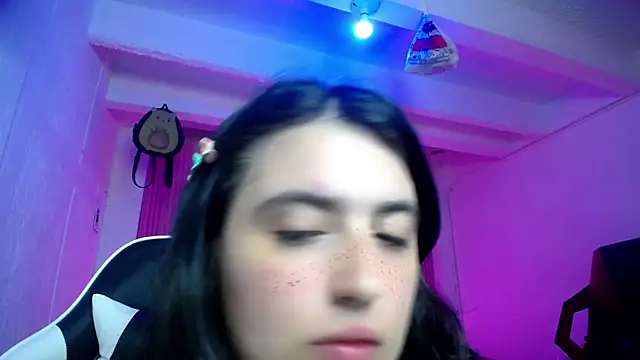 Snapshot of sonic_jess07 chatting on 05-08-26, 11:30 sonic jess07 online show from 05-08-26, 11:30