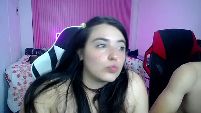 Snapshot of sonic_jess07 chatting on 05-07-26, 02:05 sonic jess07 online show from 05-07-26, 02:05