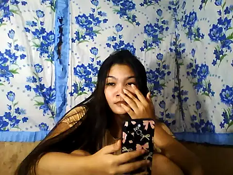 PinaySkinnyJust18 online show from 04-04-26, 09:16