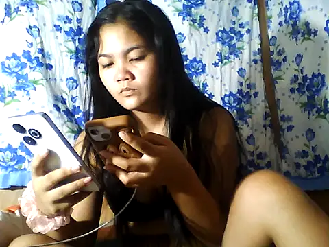PinaySkinnyJust18 online show from 07-06-26, 09:50