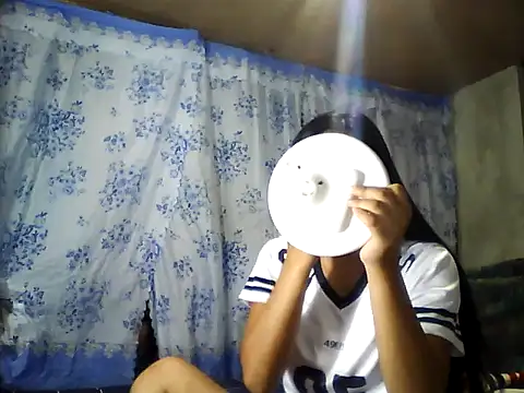 PinaySkinnyJust18 online show from 03-31-26, 08:00