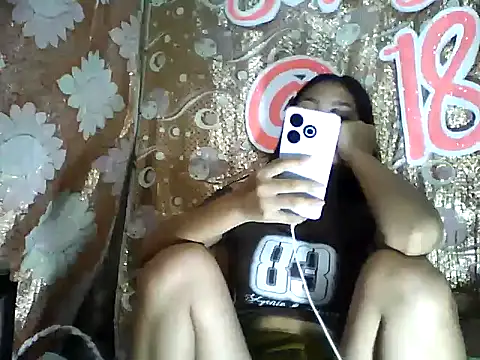 PinaySkinnyJust18 online show from 02-14-26, 11:27