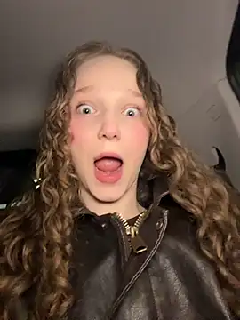 outside rosy online show from 03-10-26, 04:33