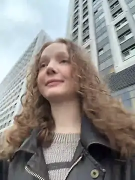 outside rosy online show from 04-04-26, 04:13