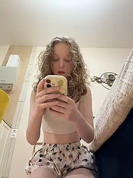 outside rosy online show from 03-26-26, 05:22