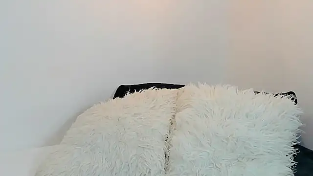 annarosse  online show from 04-02-26, 12:01