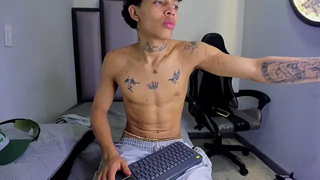 Dogan Renzo0 online show from 02-26-26, 11:49