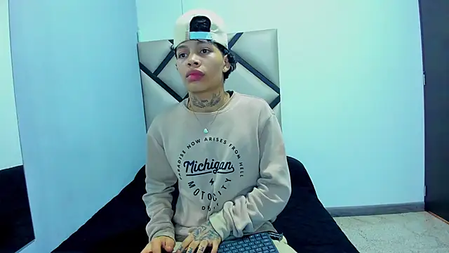 Dogan Renzo0 online show from 03-01-26, 10:48