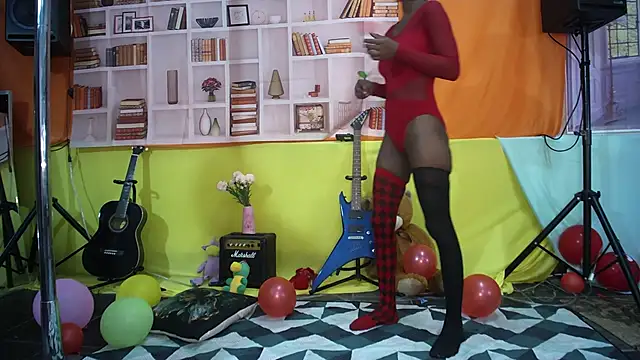 saucychocolate online show from 02-14-26, 09:37