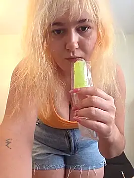 Ashlovescannabis online show from 07-15-26, 02:46