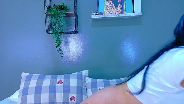 Snapshot of AmmyRouse__ chatting on 03-28-26, 11:22 AmmyRouse online show from 03-28-26, 11:22