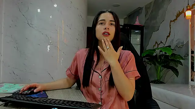 Qetsyah tf online show from 04-12-26, 02:48