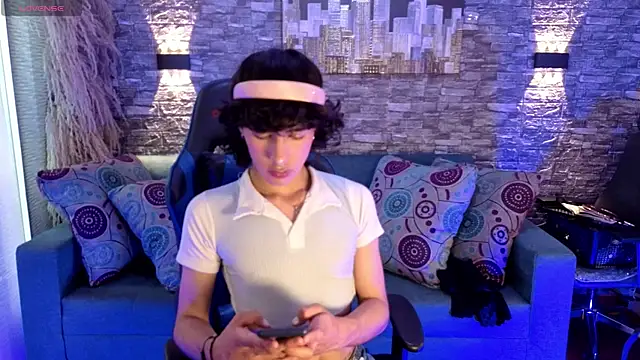 santii foxs online show from 01-17-26, 12:53