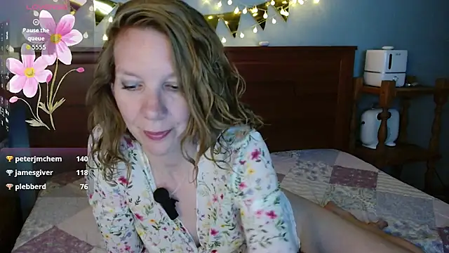 Daisy Lovely online show from 07-06-26, 04:19