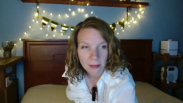 Snapshot of Daisy_Lovely chatting on 06-01-26, 04:35 Daisy Lovely online show from 06-01-26, 04:35