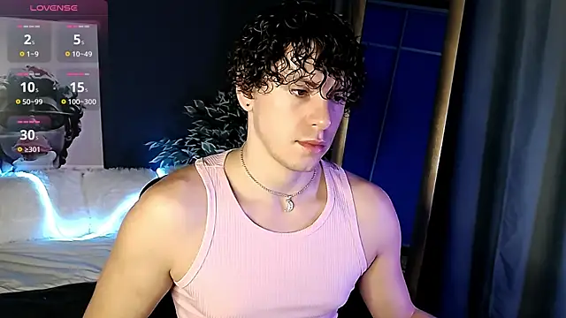 Snapshot of TylerGibson chatting on 06-16-26, 03:28 TylerGibson online show from 06-16-26, 03:28
