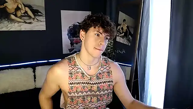Snapshot of TylerGibson chatting on 07-23-26, 04:21 TylerGibson online show from 07-23-26, 04:21