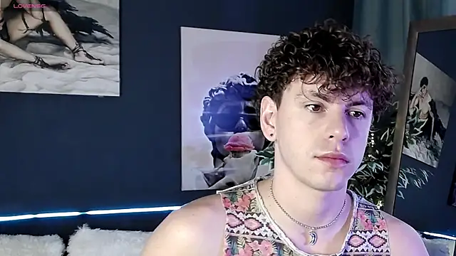 Snapshot of TylerGibson chatting on 06-30-26, 03:28 TylerGibson online show from 06-30-26, 03:28