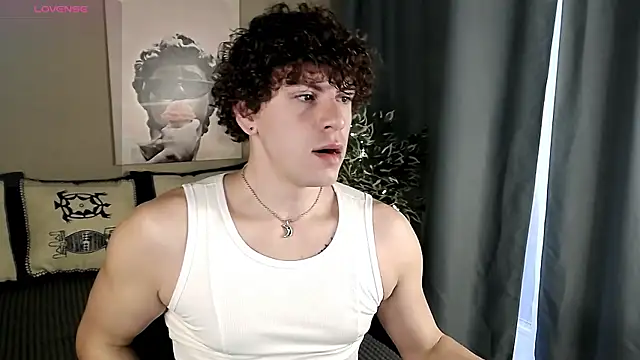 Snapshot of TylerGibson chatting on 05-16-26, 02:54 TylerGibson online show from 05-16-26, 02:54