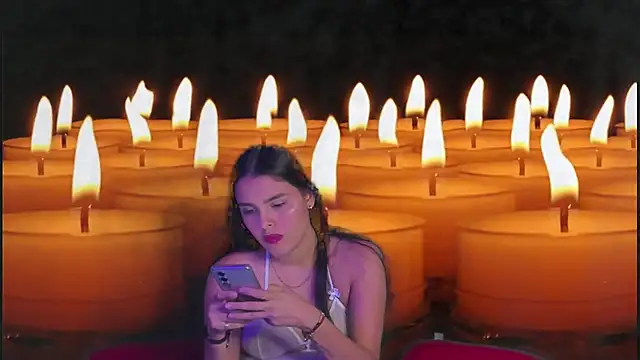 Snapshot of Catalinna_03 chatting on 02-07-26, 12:57 Catalinna 03 online show from 02-07-26, 12:57