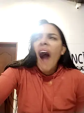 Snapshot of Catalinna_03 chatting on 02-18-26, 12:23 Catalinna 03 online show from 02-18-26, 12:23