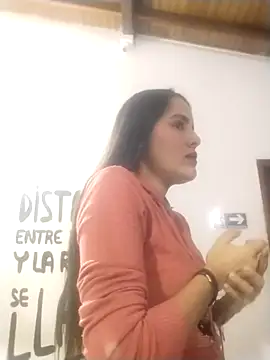 Snapshot of Catalinna_03 chatting on 02-12-26, 12:16 Catalinna 03 online show from 02-12-26, 12:16