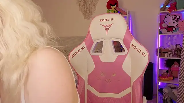 Mia WaterFall online show from 03-21-26, 03:30