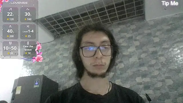 Snapshot of GaahlFrost chatting on 06-16-26, 01:38 GaahlFrost online show from 06-16-26, 01:38