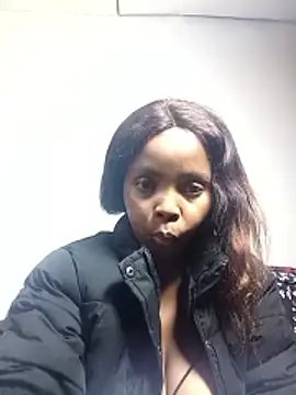 Snapshot of chante662 chatting on 05-12-26, 09:26 chante662 online show from 05-12-26, 09:26