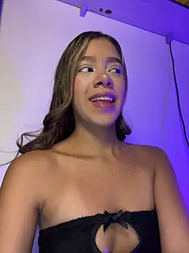 BellaMoon  online show from 02-18-26, 01:18