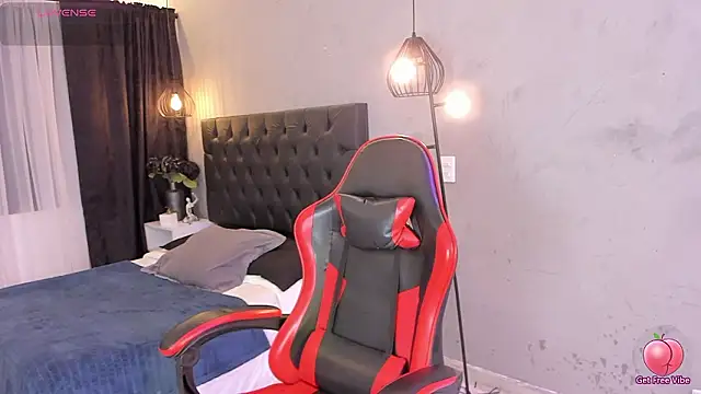 isabella nowa online show from 03-07-26, 12:10