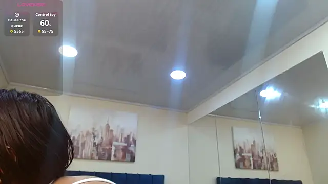 MaddieQuinn online show from 03-31-26, 01:24