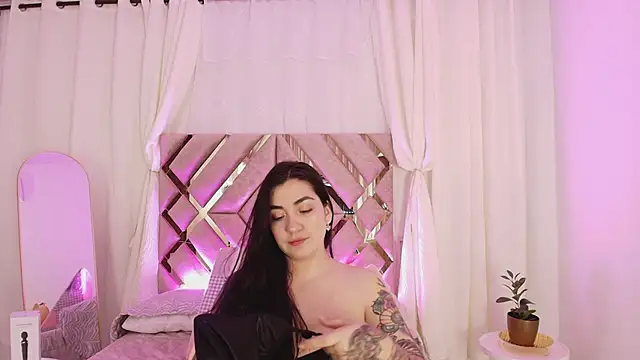 KathiaJenner online show from 04-17-26, 11:35