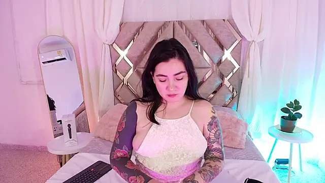 KathiaJenner online show from 03-05-26, 12:13