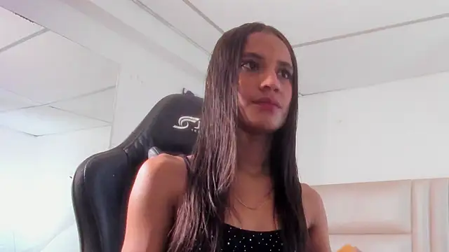 emily  mcqueen online show from 04-22-26, 01:12