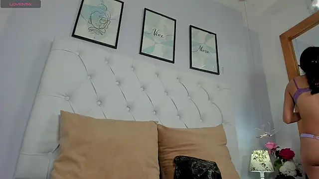 sweett eyes  online show from 02-10-26, 05:12